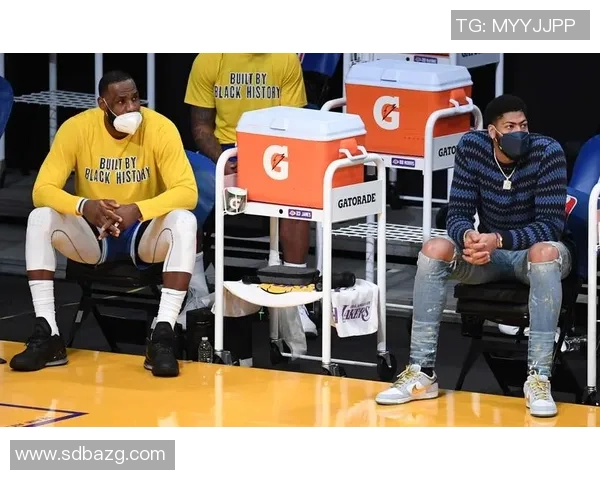 图片报：戴维斯行将复出，穆西亚拉估计明年初回归