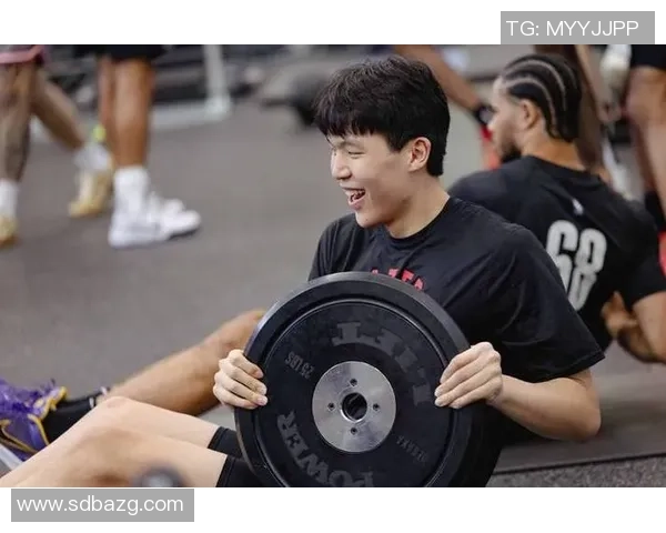 王仕鹏戳破本相! 杨瀚森3分钟体能不丢人 耐性等他蜕变-